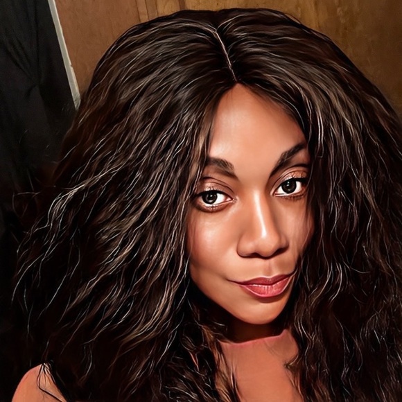 Meet Your Posh Ambassador, Nik! - Picture 3 of 10